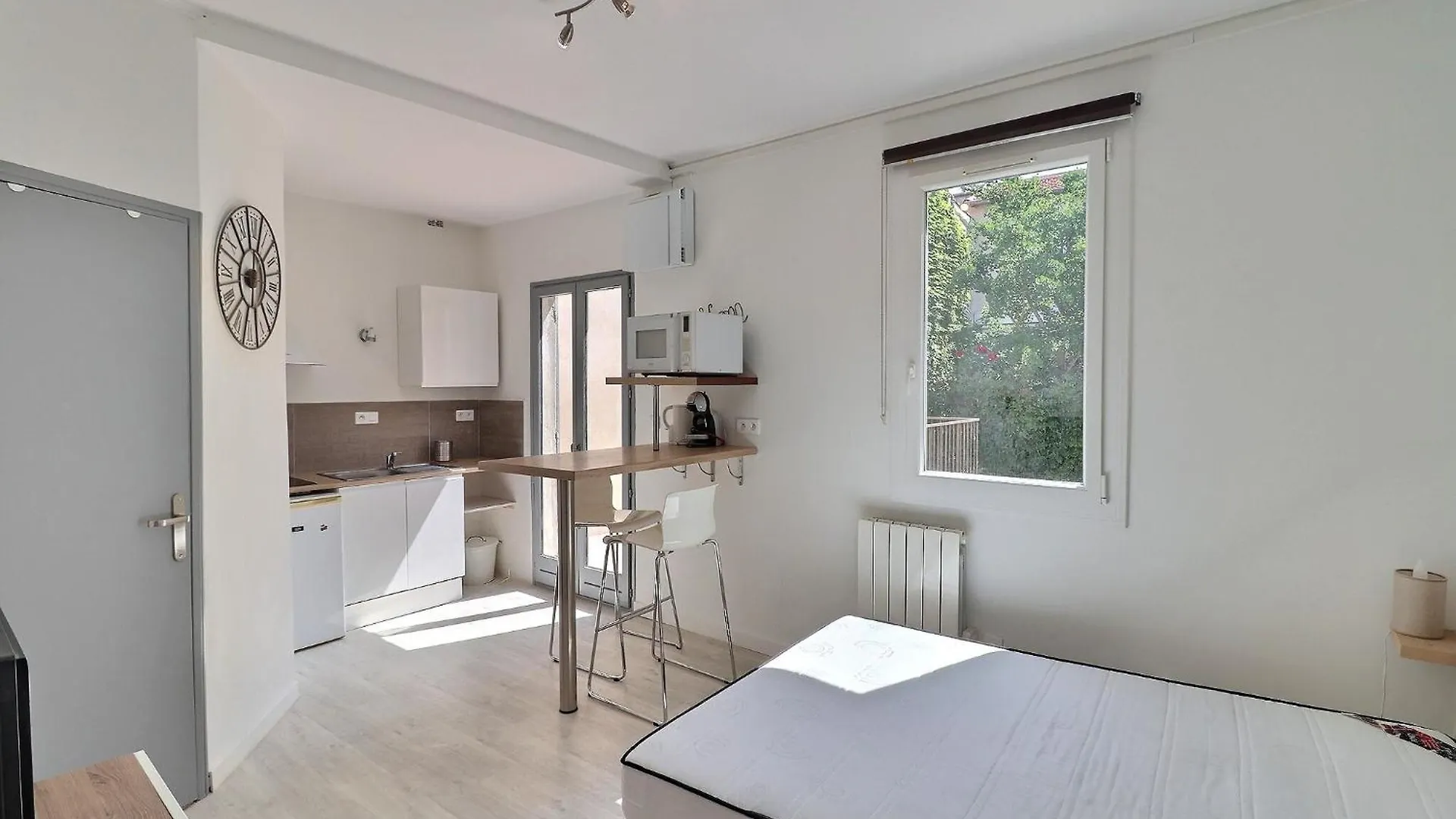 La Festivaliere Apartment Avignon 0*,